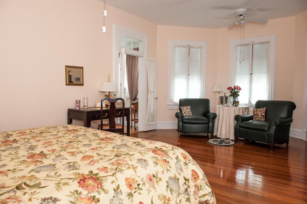 Cedars & Beeches Bed & Breakfast Лонг-Бранч Номер фото