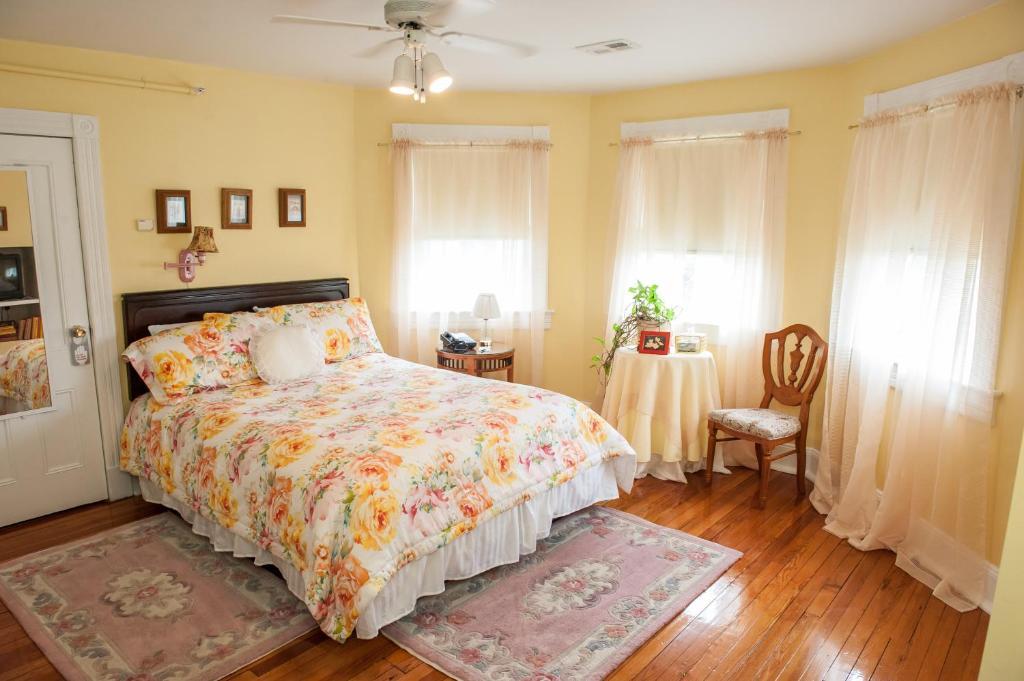 Cedars & Beeches Bed & Breakfast Лонг-Бранч Номер фото